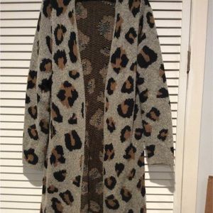 Apt 9 leopard cardigan S